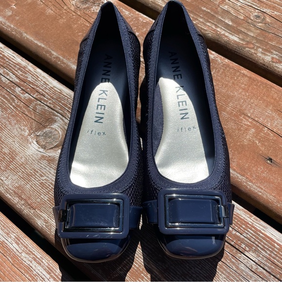 Anne Klein iFlex Navy Blue Flats - Picture 3 of 7